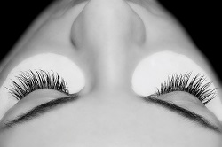 Hautnah-Beautylounge-Kosmetikstudio-Norderstedt-luxuslashes_step3_04